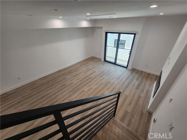 Building Photo - 6061 Fulton Ave
