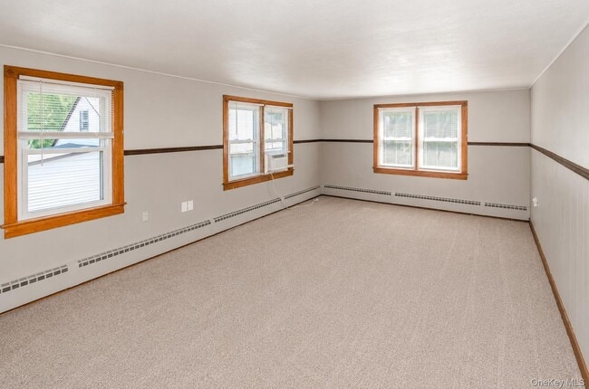 Building Photo - 876 NY-52
