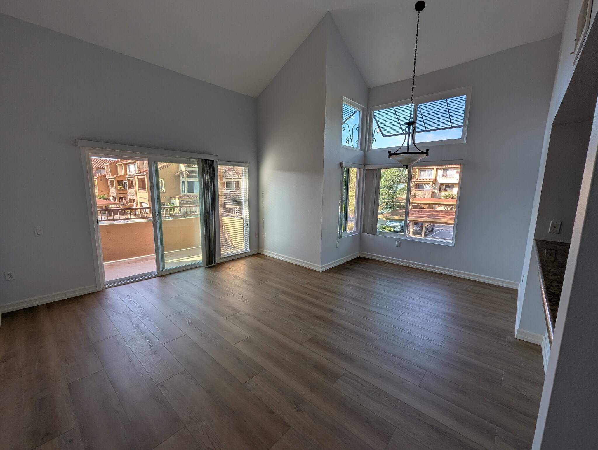 Building Photo - 15377 Maturin Dr