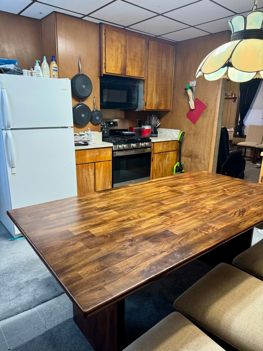 Building Photo - 869 Saratoga St