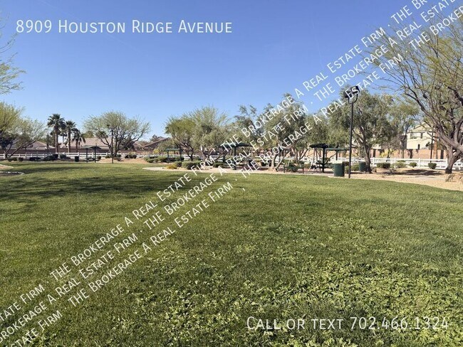Building Photo - 8909 Houston Ridge Ave