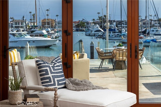 Building Photo - 517 Via Lido Soud