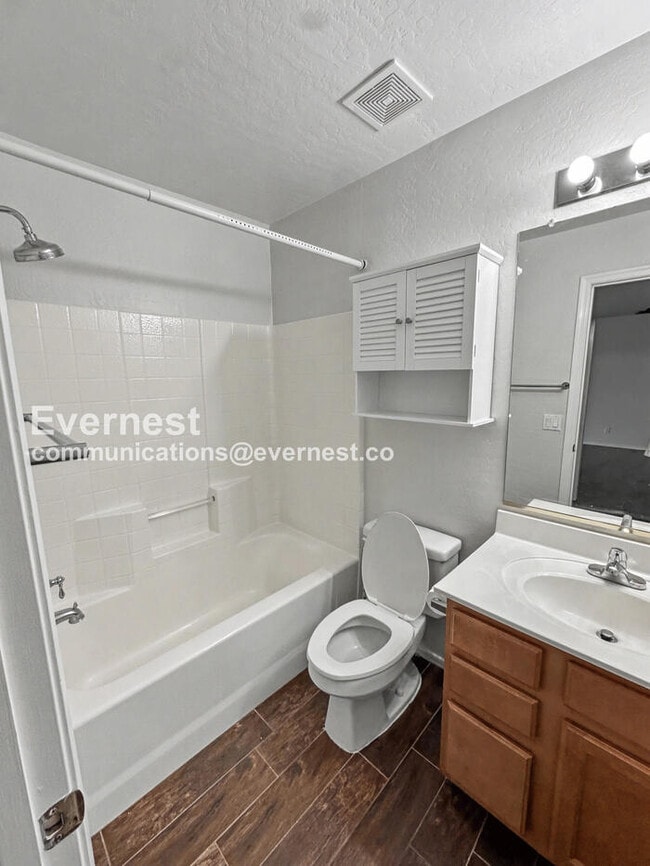 Building Photo - 4819 E Shapinsay Dr