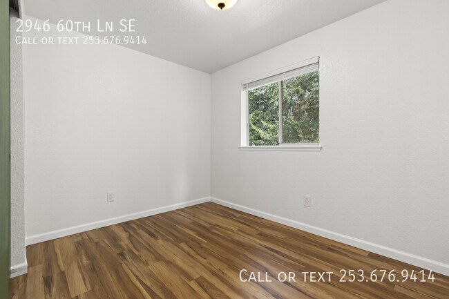 Building Photo - 2946 60th Ln SE