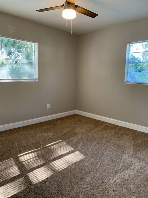 Building Photo - 811 Lafayette Ln