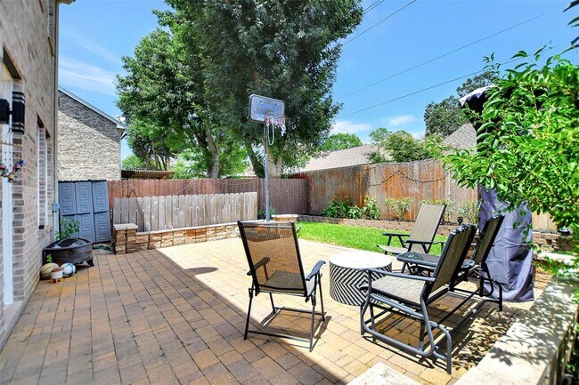 Building Photo - 1119 Sopris Dr