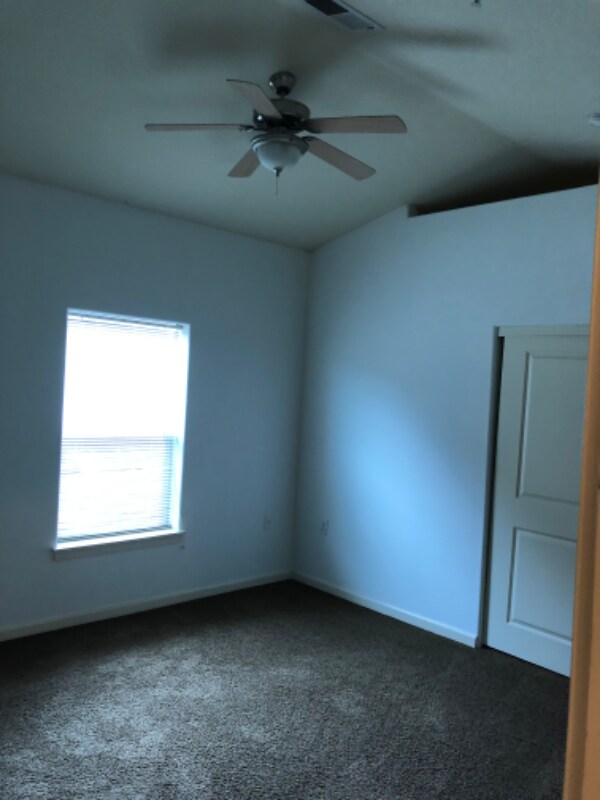 Building Photo - 22862 SW Forest Creek Dr