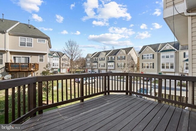 Building Photo - 22941 Fontwell Square