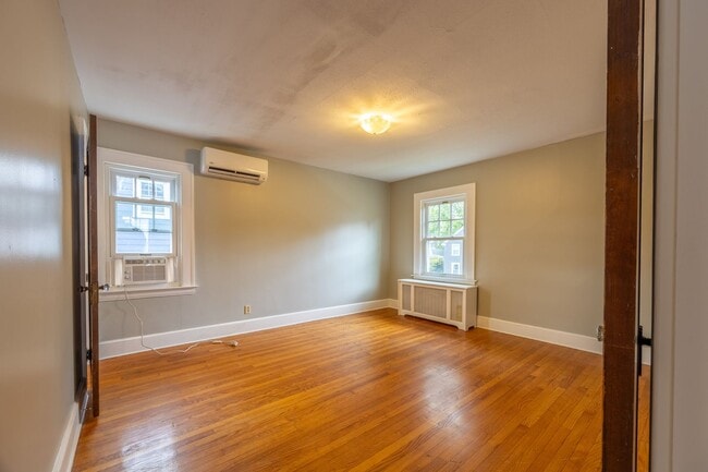 Building Photo - Charming 3-Bedroom Home in the Heart of Sp...