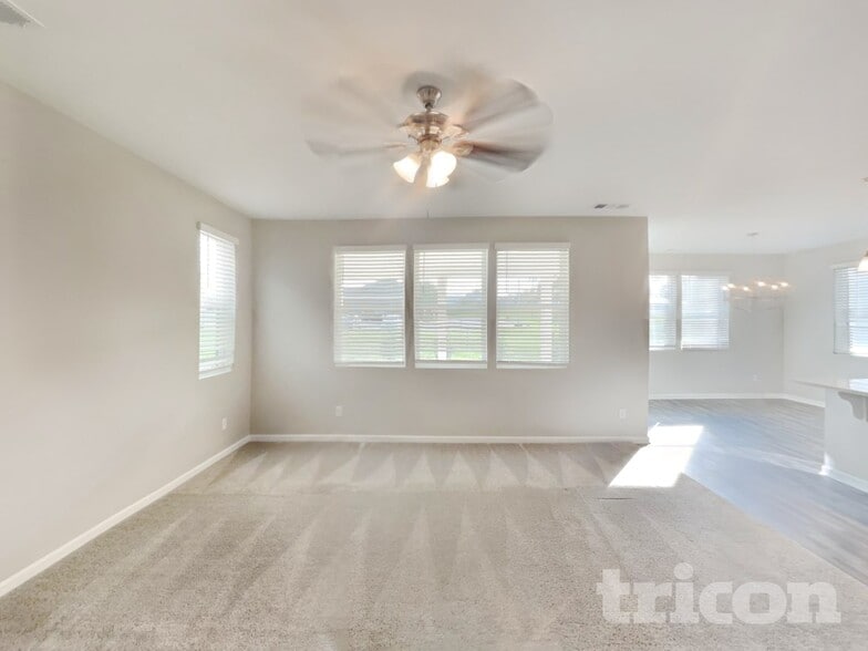 Building Photo - 109 Timber Crest Trl