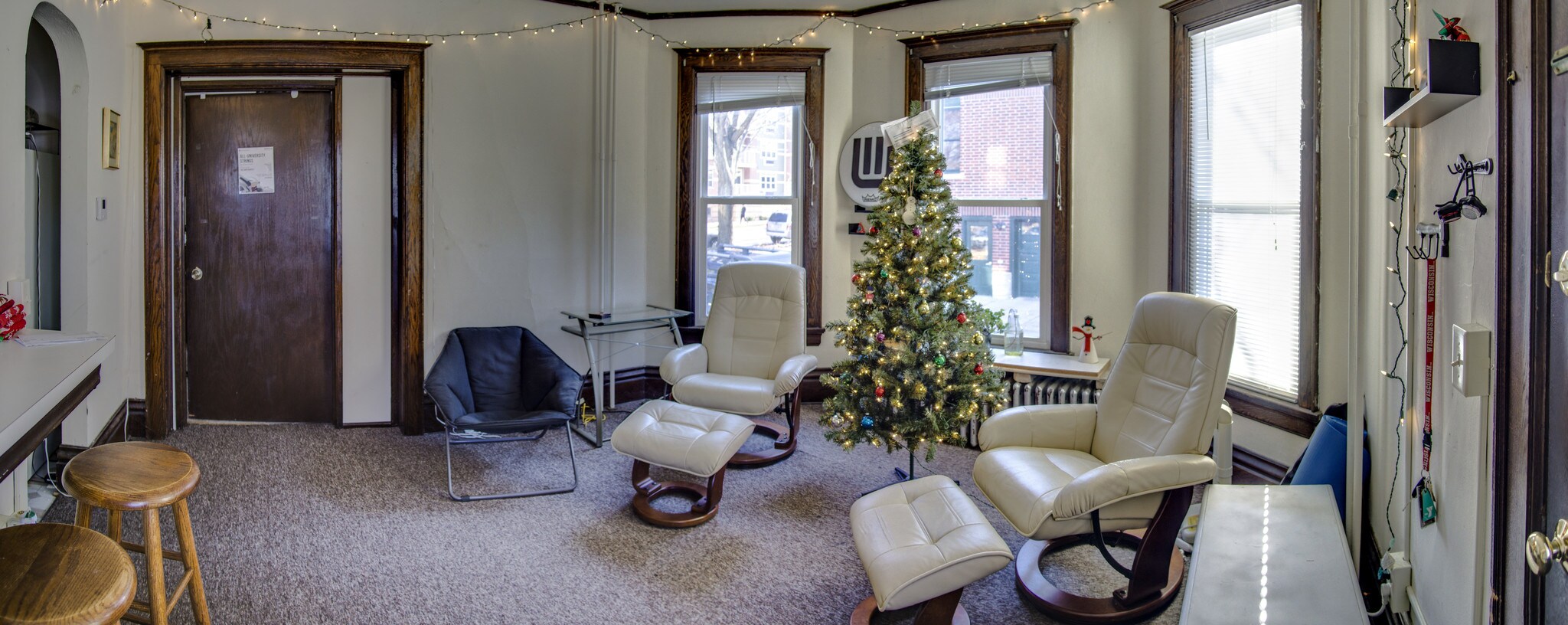 Building Photo - 112 S Mills St