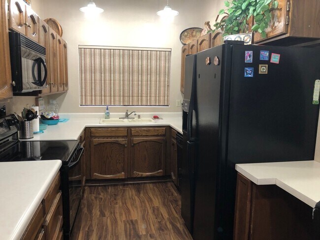 Building Photo - ASK ABOUT OUR REDUCED SUMMER RATES!!! Comfortable & Inviting Home in Leisure World a 45+ Active A...