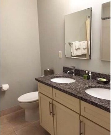 Master Bath - 177 Newbury St