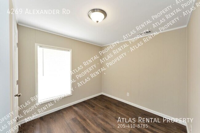 Building Photo - 4269 Alexander Rd