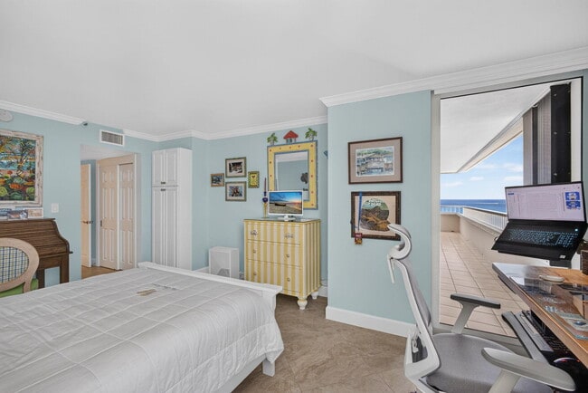 Building Photo - 5280 N Ocean Dr