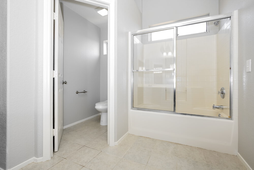 Building Photo - 6108 Soft Springs St