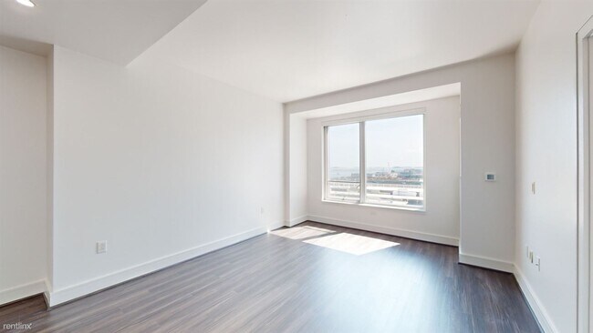 Building Photo - 1 br, 1 bath Condo - 100 Pier 4