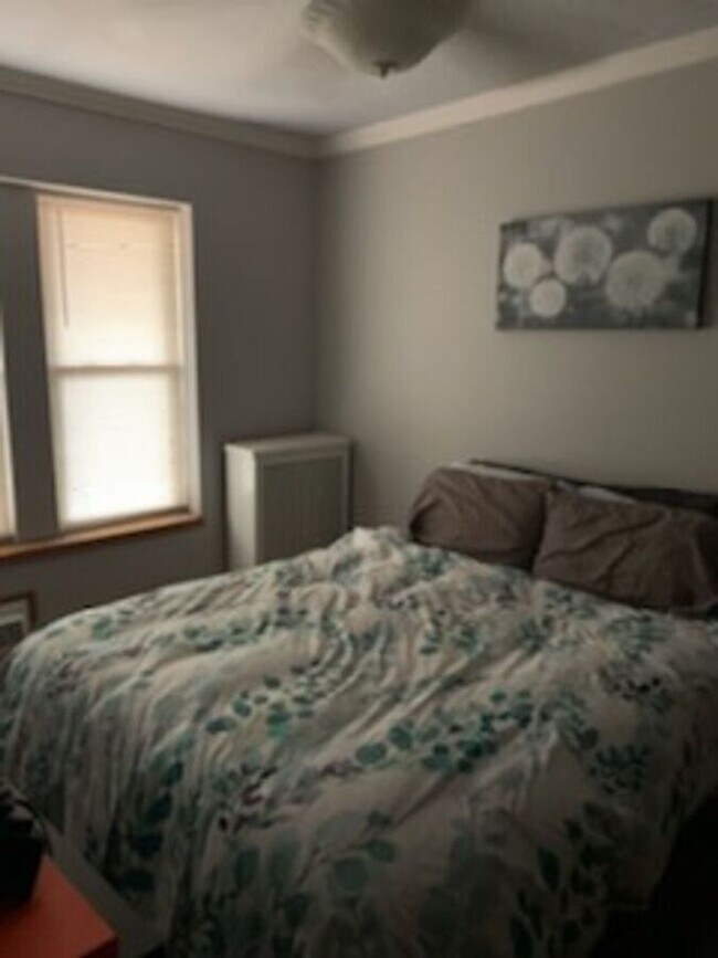 Building Photo - 10947 S Longwood Dr