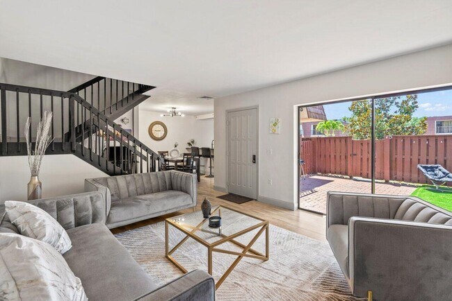 Building Photo - 3571 SW Sunset Trace Cir