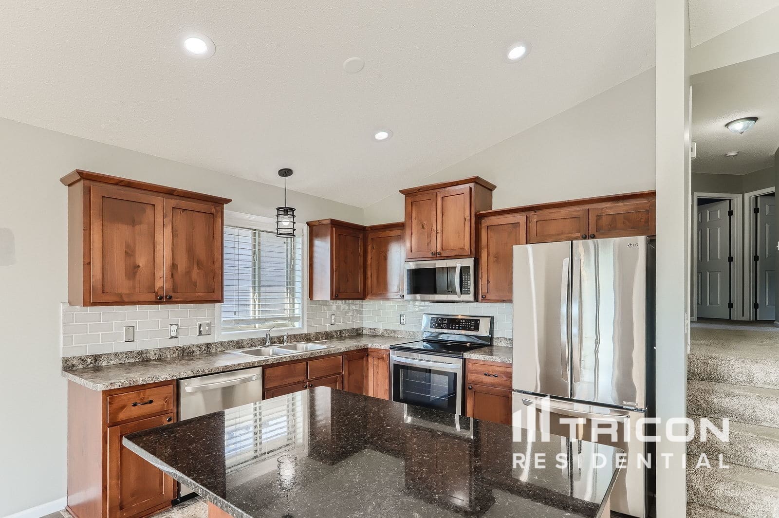 Building Photo - 9348 Golden Pond Ln N