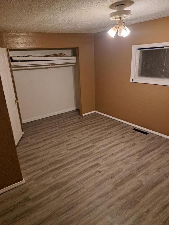 Building Photo - 505 Dogwood Ln