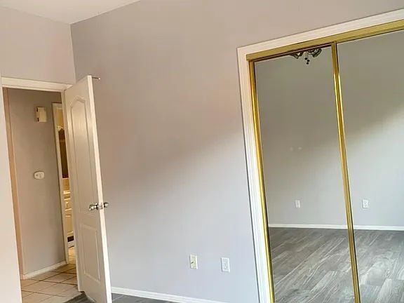 Building Photo - Location, location, location! This charming home is located in the much desired Northwest area of...