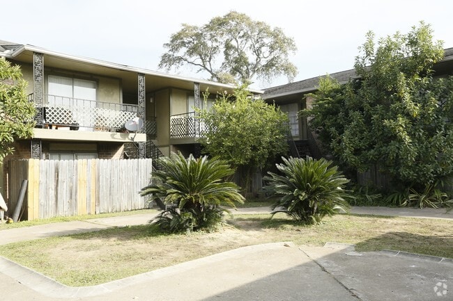 Building Photo - Ashway Apartments