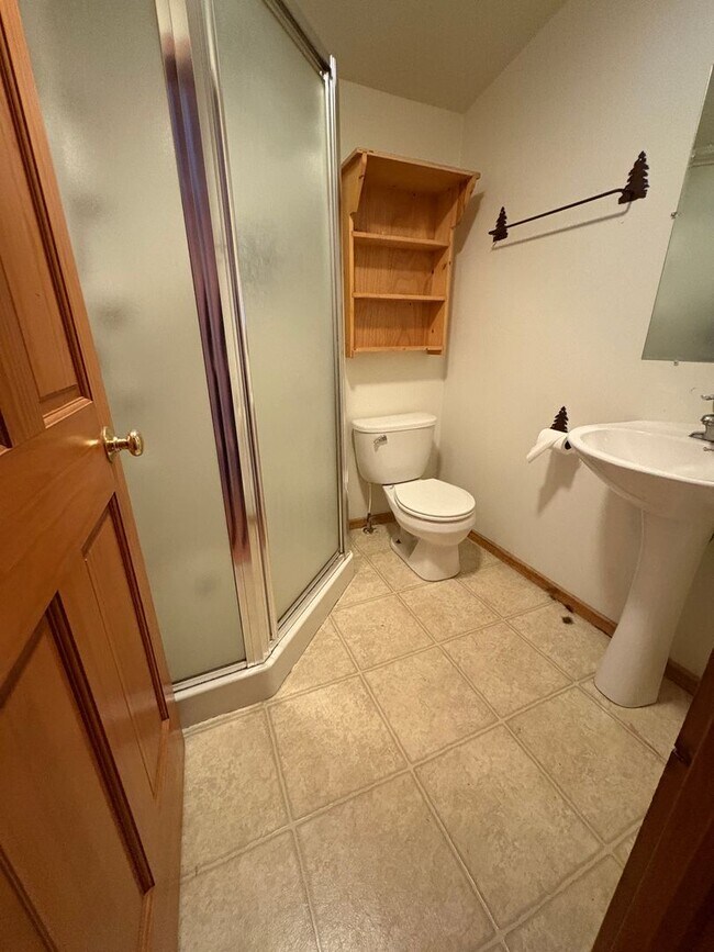 Building Photo - D2D - 01