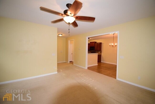 Building Photo - 59 Tahoe Dr