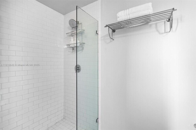 Building Photo - 151 SE 1st St