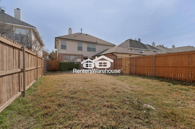 Building Photo - 4918 Silverweed Dr