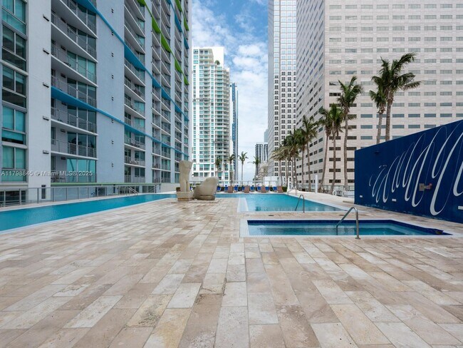 Building Photo - 325 S Biscayne Blvd