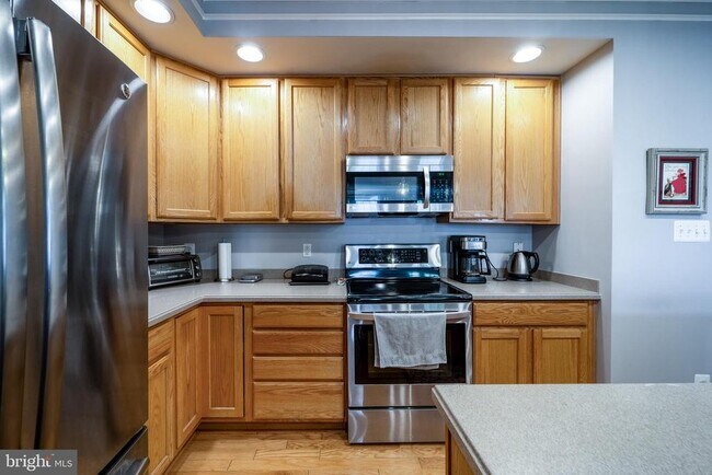 Building Photo - 5673 Harrington Falls Ln