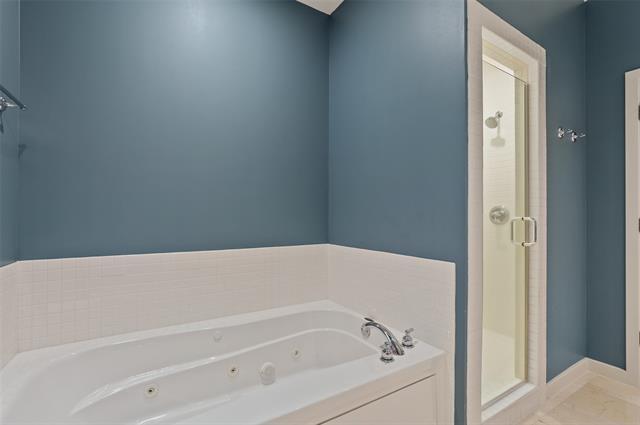 Building Photo - 4100 Travis St