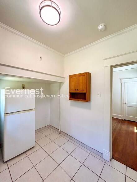 Building Photo - 3114 Barton Ave