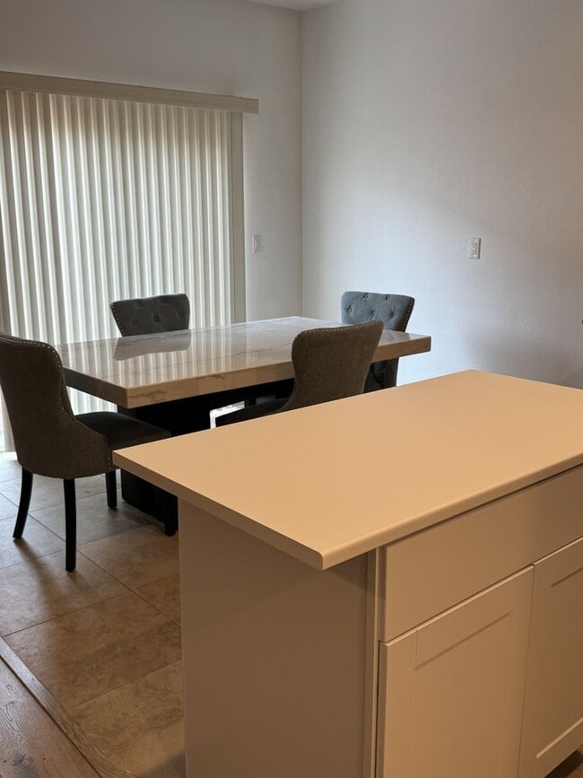Building Photo - Partially FURNISHED Home is Carson City!