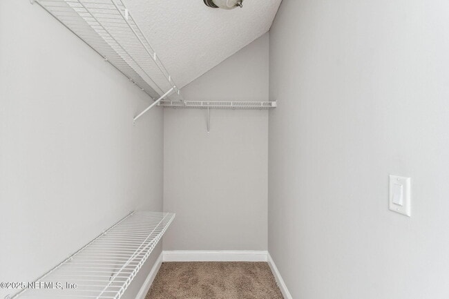 Building Photo - 263 Stonewell Dr