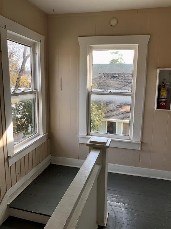 Building Photo - 911 Harvard St