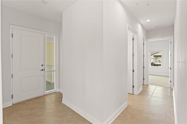 Building Photo - 7611 34th Ave W