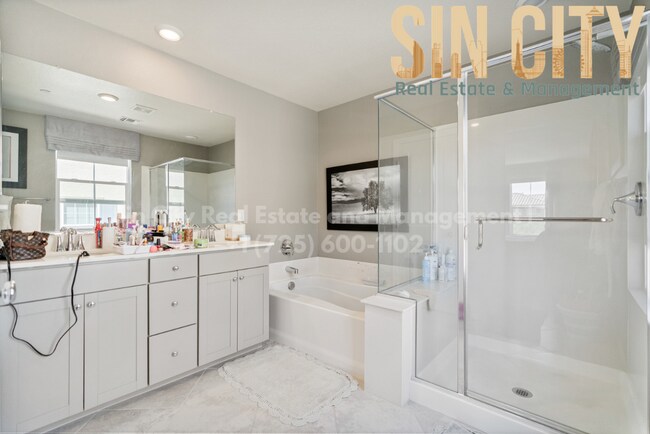 Building Photo - 2495 Rofrano Pl