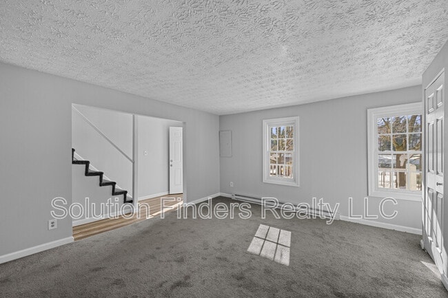 Building Photo - 42 N Main St