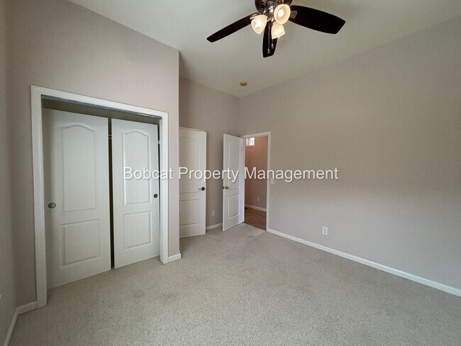 Building Photo - Golf Course Living with Mountain Views & Detached Casita