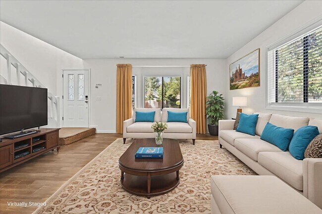 Building Photo - Renovated 4-bdrm, 2-bath Tualatin home—Corner lot, fenced yard, & prime location