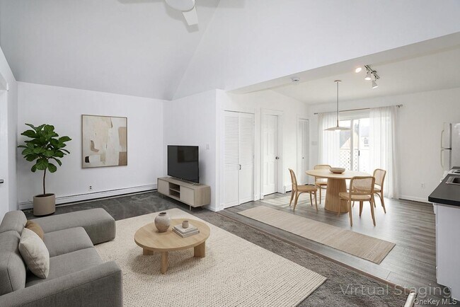 Building Photo - 75 Maxwell Ave