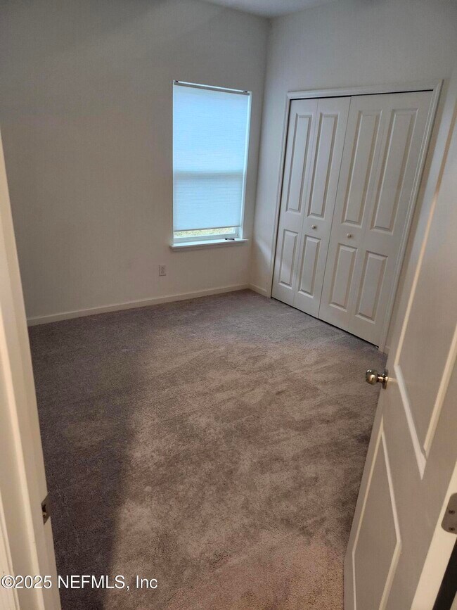 Building Photo - 607 Lake Sinclair St