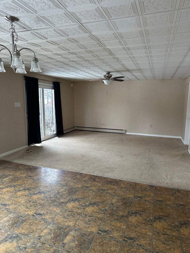 Building Photo - 3 Bedroom Brick Cape Cod in Central York School District!