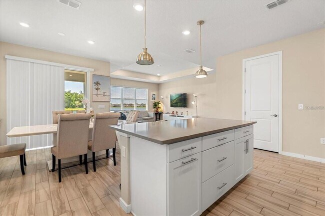 Building Photo - 5058 Sparkling Water Wy
