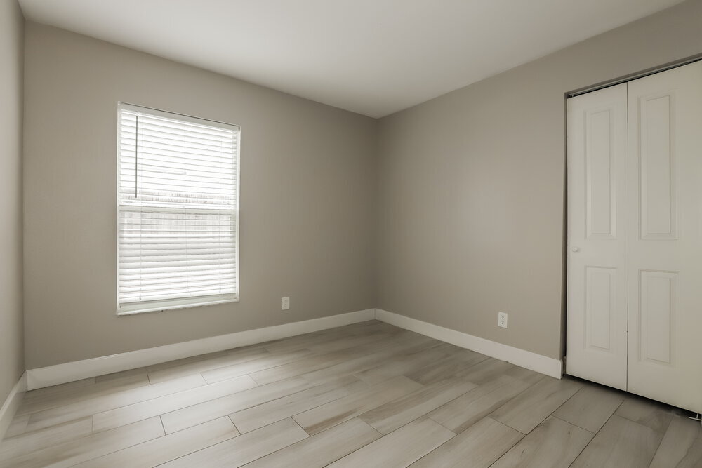 Building Photo - 1138 Hardwood Dr