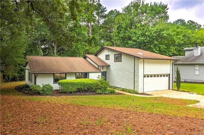 Building Photo - 1217 Fairfield Drive