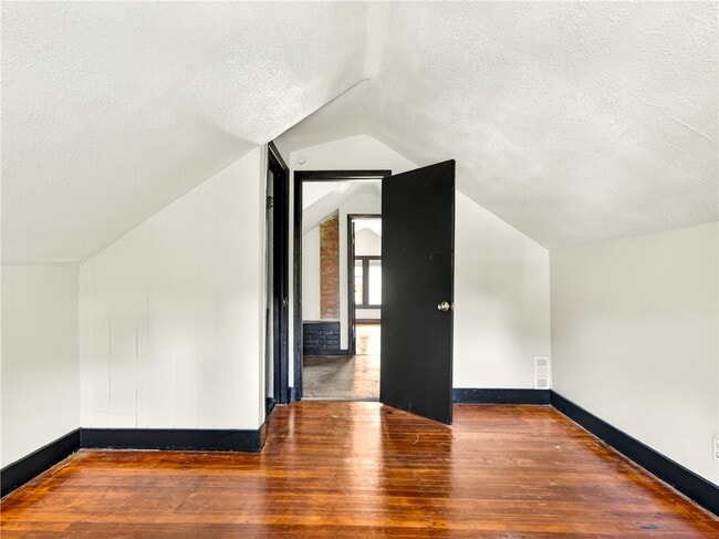 Building Photo - 81 Baier Dr